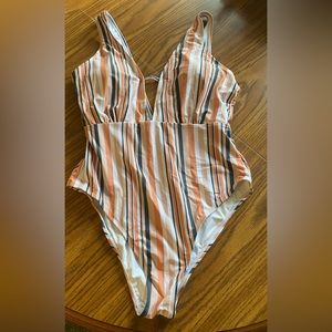 Cupshe Striped One Piece Swimsuit